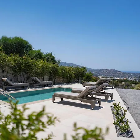 Infinite Blue - Residencies With Private Pools *